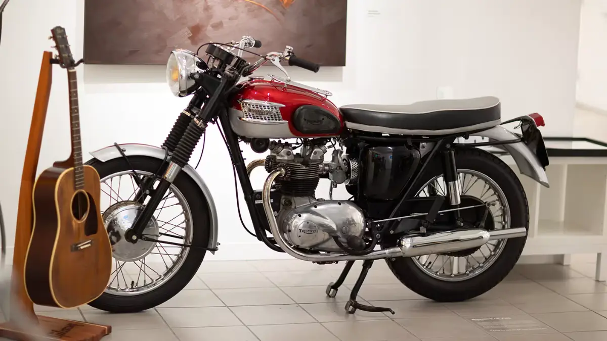 Triumph Bonneville 400
